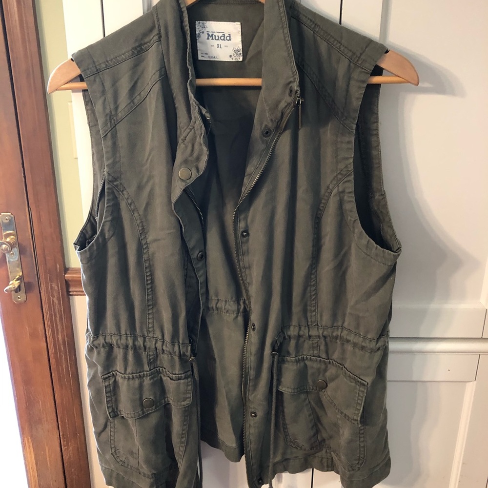 Zip up vest